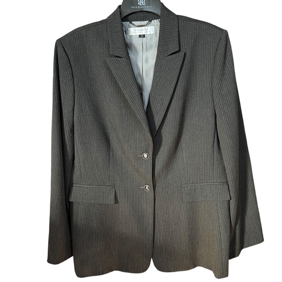 Tahari ASL Jackets & Blazers - NWT Tahari Arthur S Levine Charcoal Pinstripe Double Button Suit Jacket Size 18
